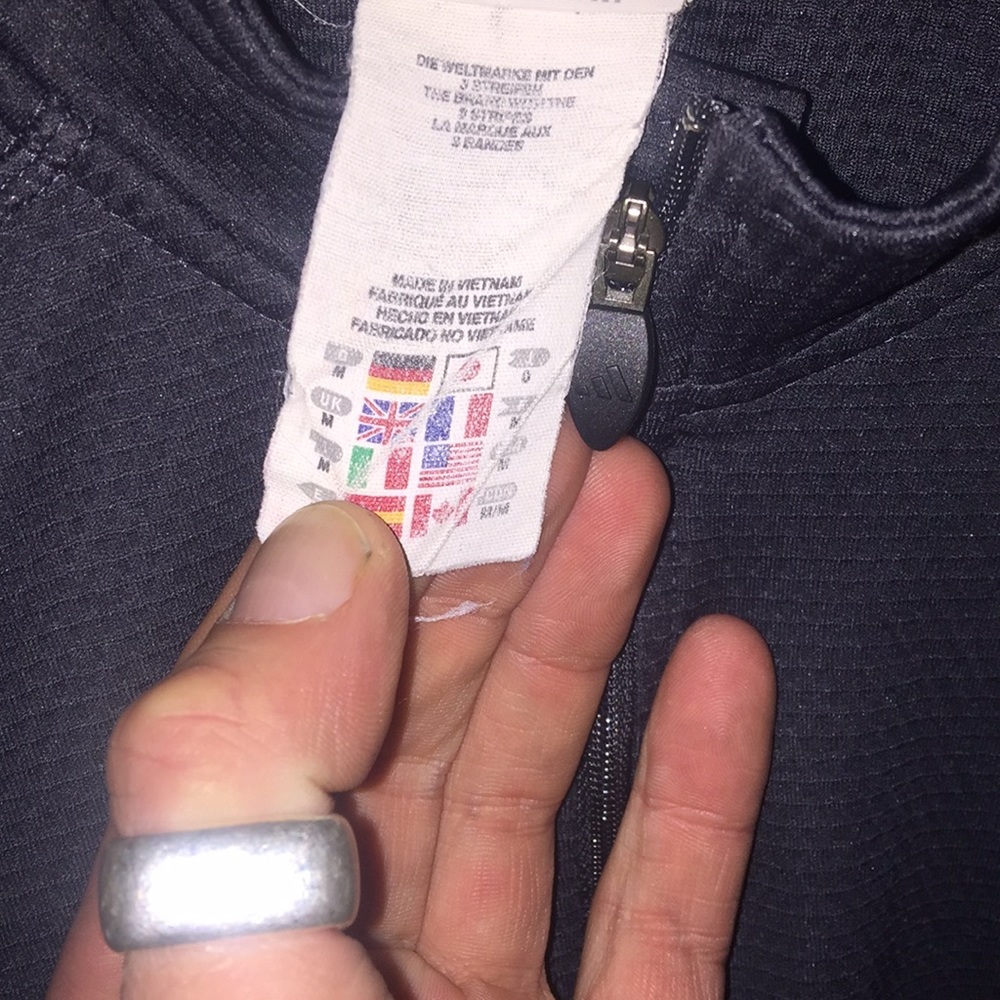 Adidas - Picture 3 of 4